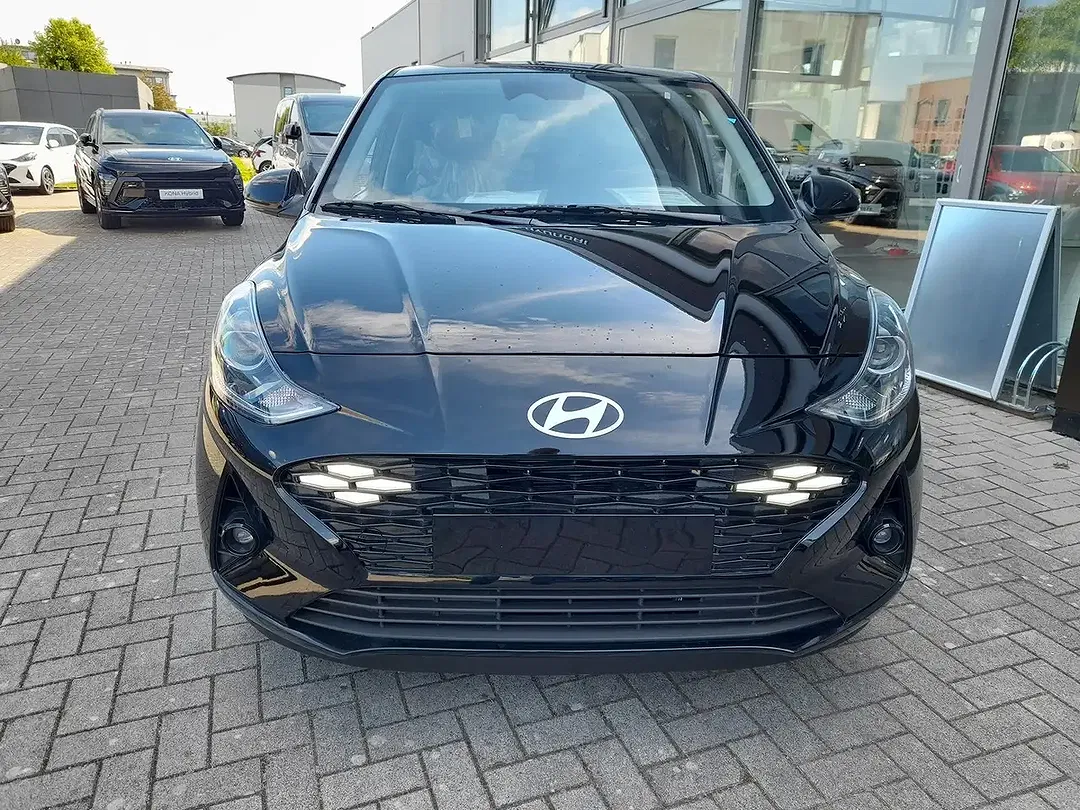 Hyundai i10 - Thumbnail 3