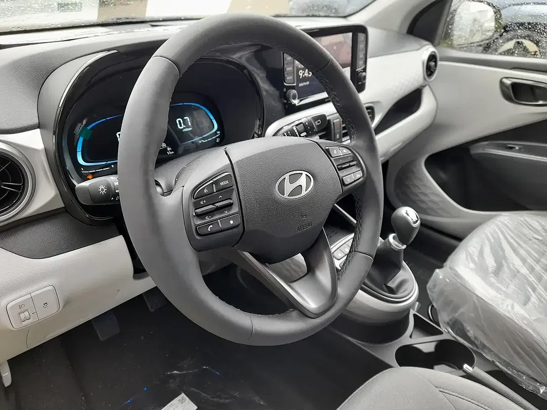 Hyundai i10 - Thumbnail 8