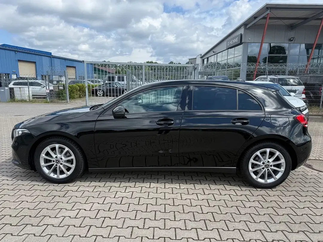 Mercedes-Benz A 180 - Thumbnail 11
