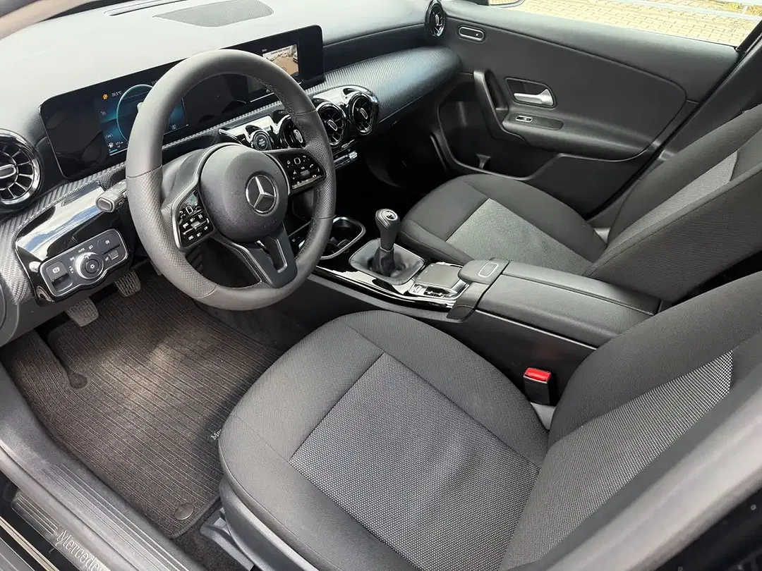 Mercedes-Benz A 180 - Thumbnail 13