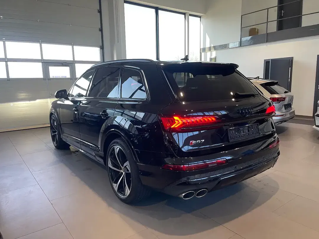 Audi SQ7 - Thumbnail 4