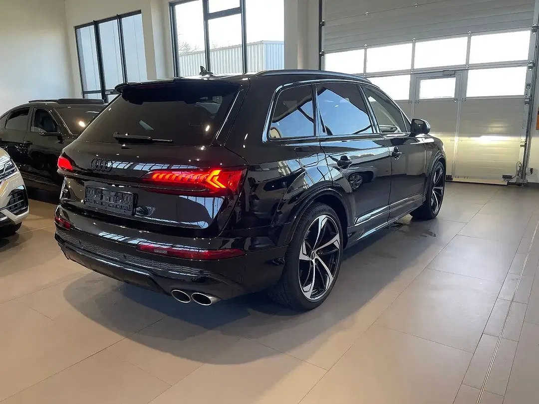 Audi SQ7 - Thumbnail 7