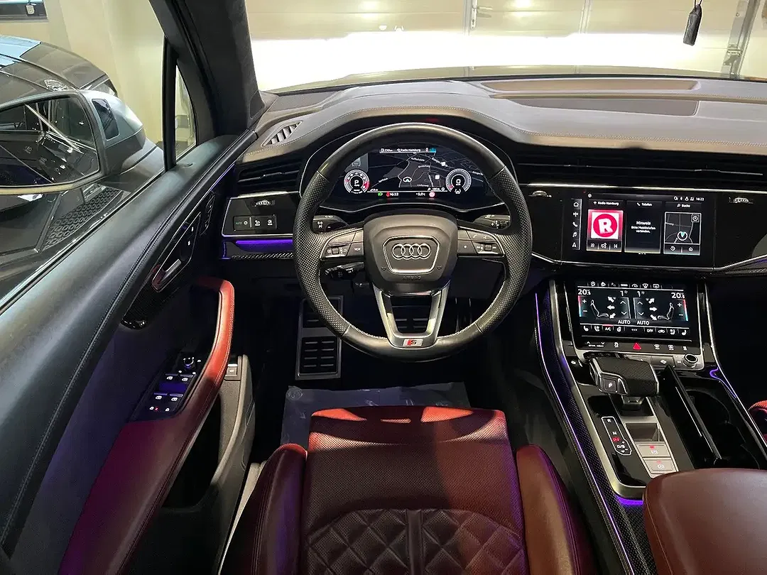 Audi SQ7 - Thumbnail 8
