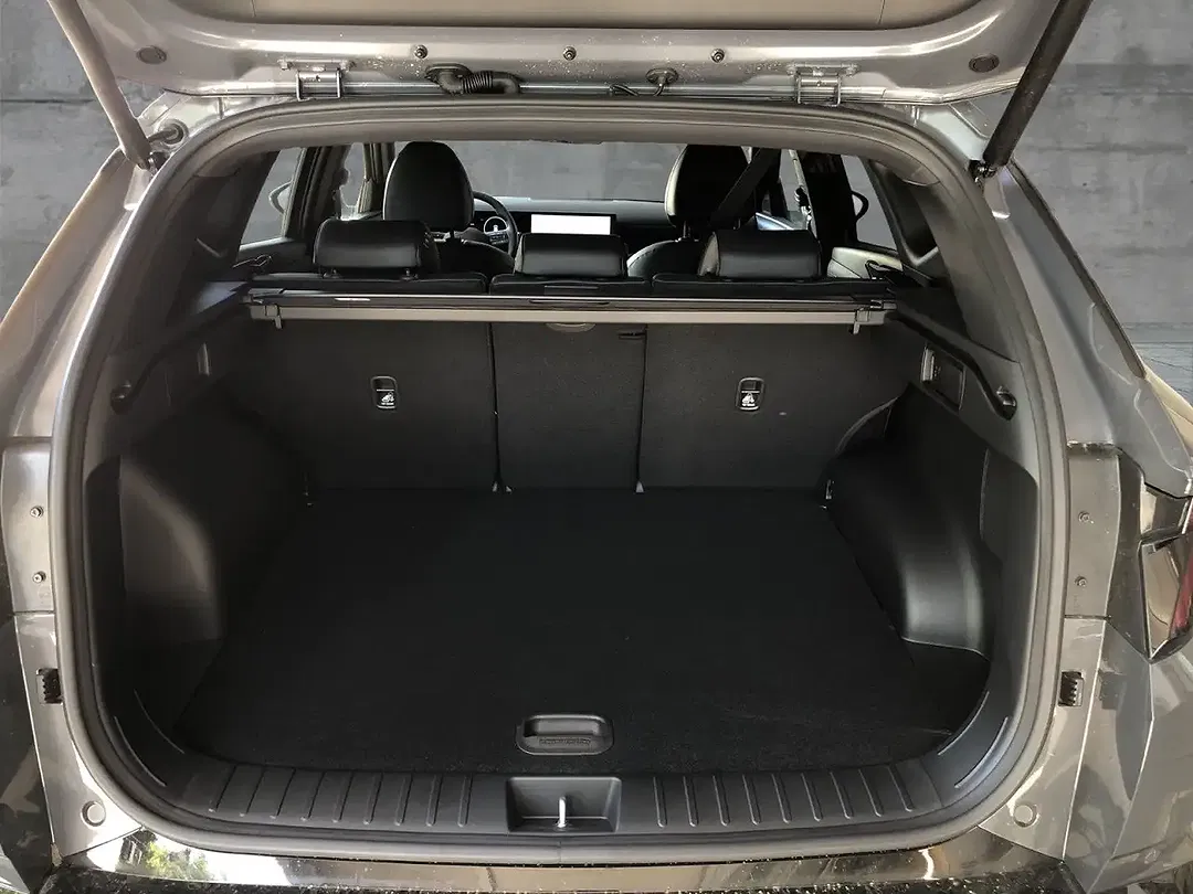 Hyundai TUCSON - Thumbnail 8