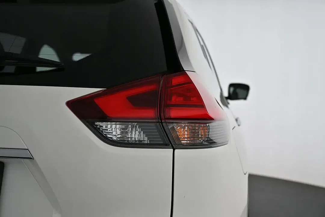 Nissan X-Trail - Thumbnail 14