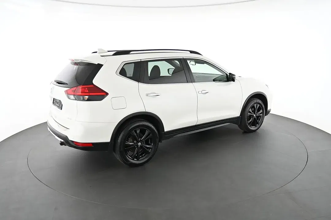 Nissan X-Trail - Thumbnail 4