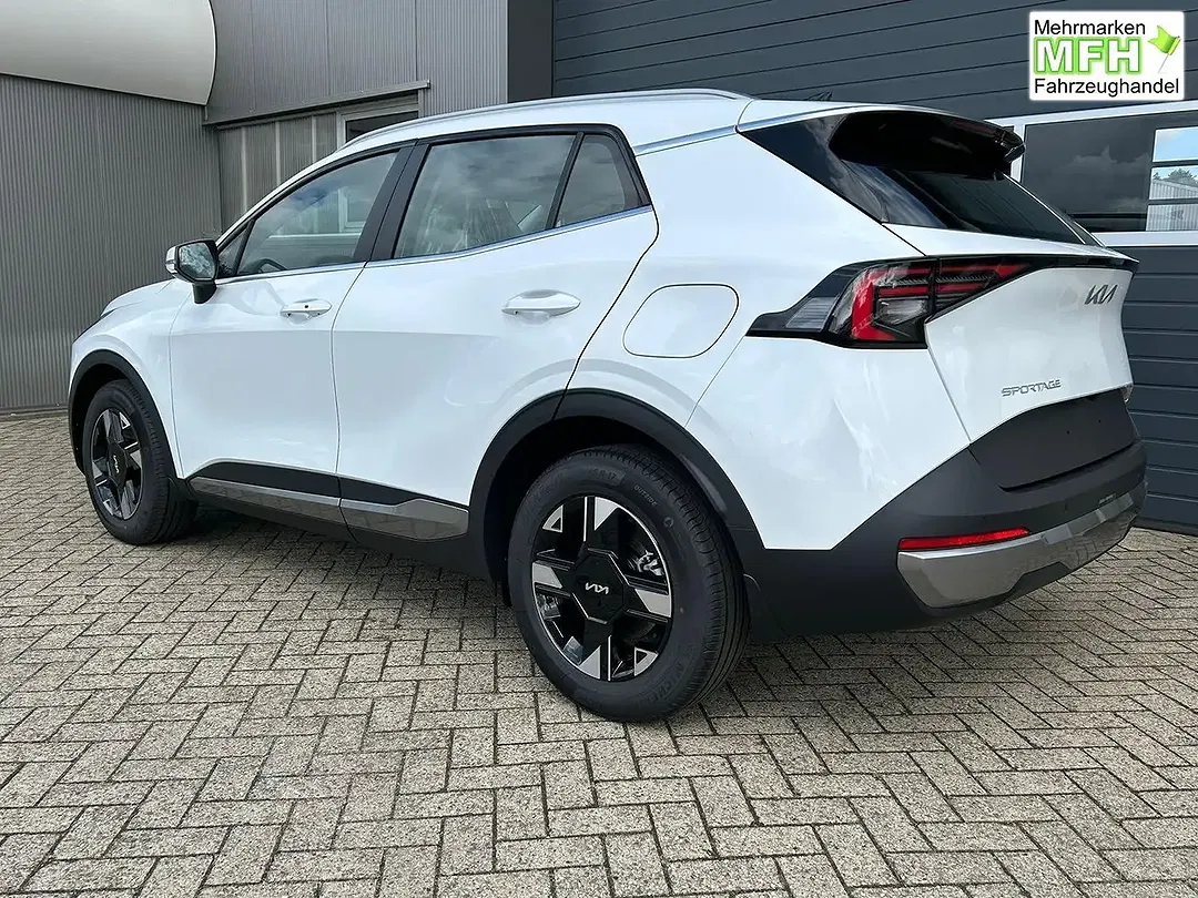 Kia Sportage - Thumbnail 2