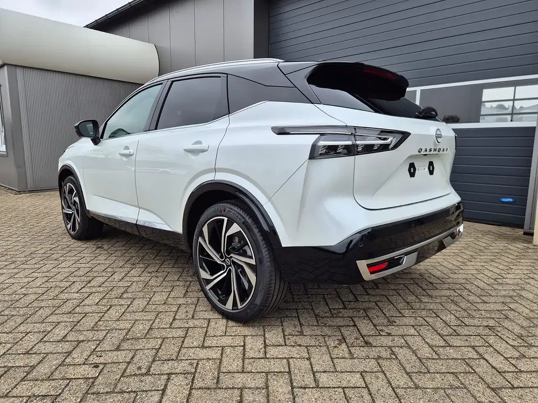 Nissan Qashqai - Thumbnail 2