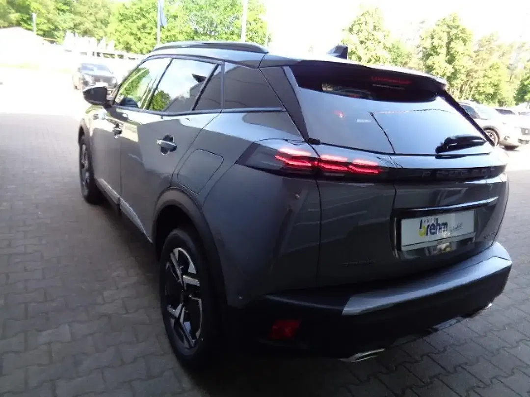 Peugeot 2008 - Thumbnail 4