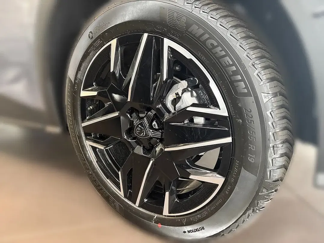Peugeot 5008 - Thumbnail 4