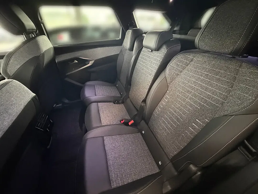 Peugeot 5008 - Thumbnail 7