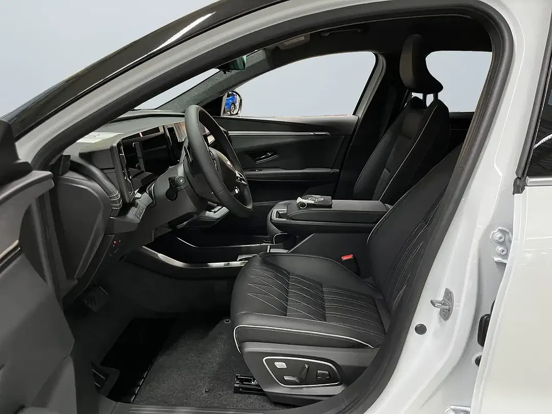 Mitsubishi Eclipse Cross - Thumbnail 7