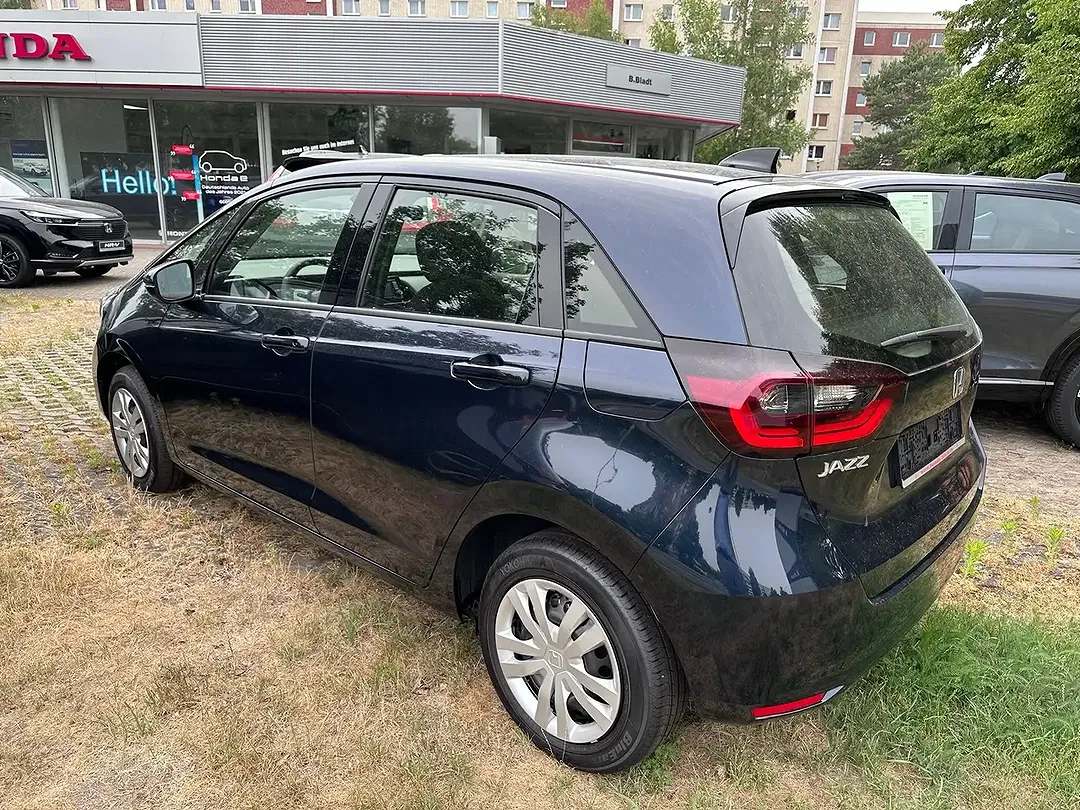 Honda Jazz - Thumbnail 3
