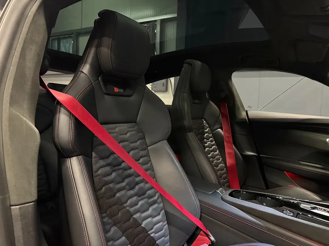 Audi RS e-tron GT - Thumbnail 13