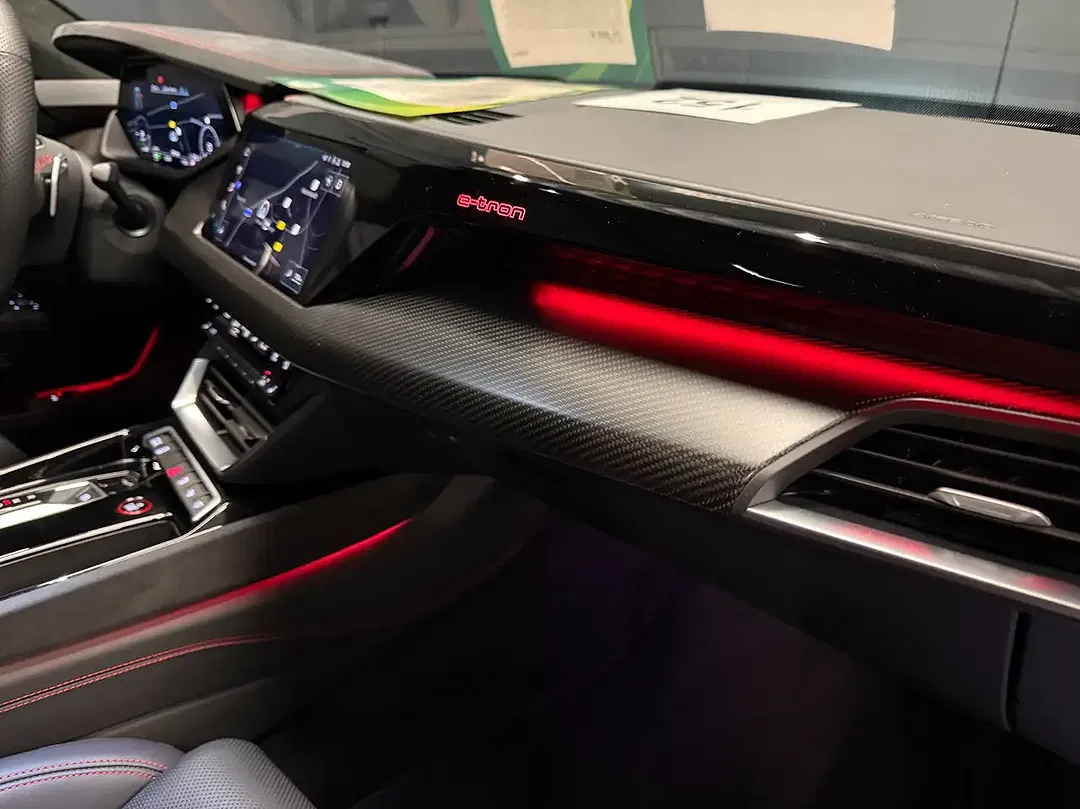 Audi RS e-tron GT - Thumbnail 16