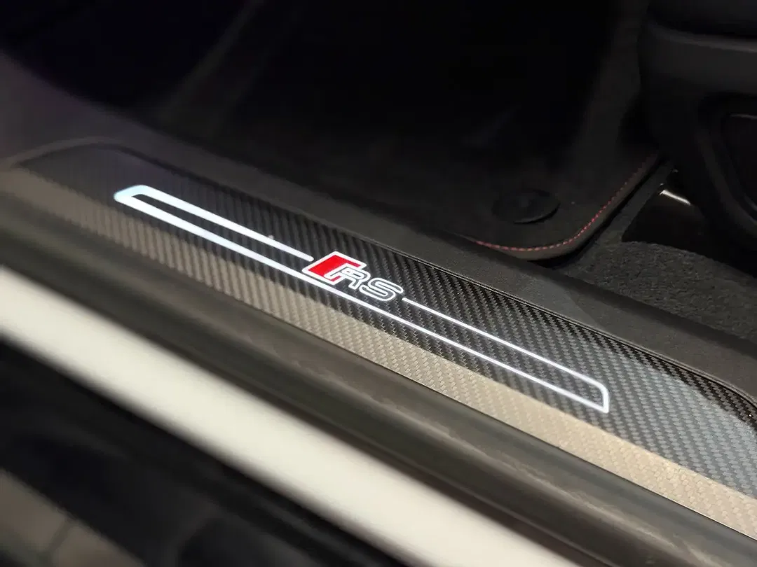 Audi RS e-tron GT - Thumbnail 32