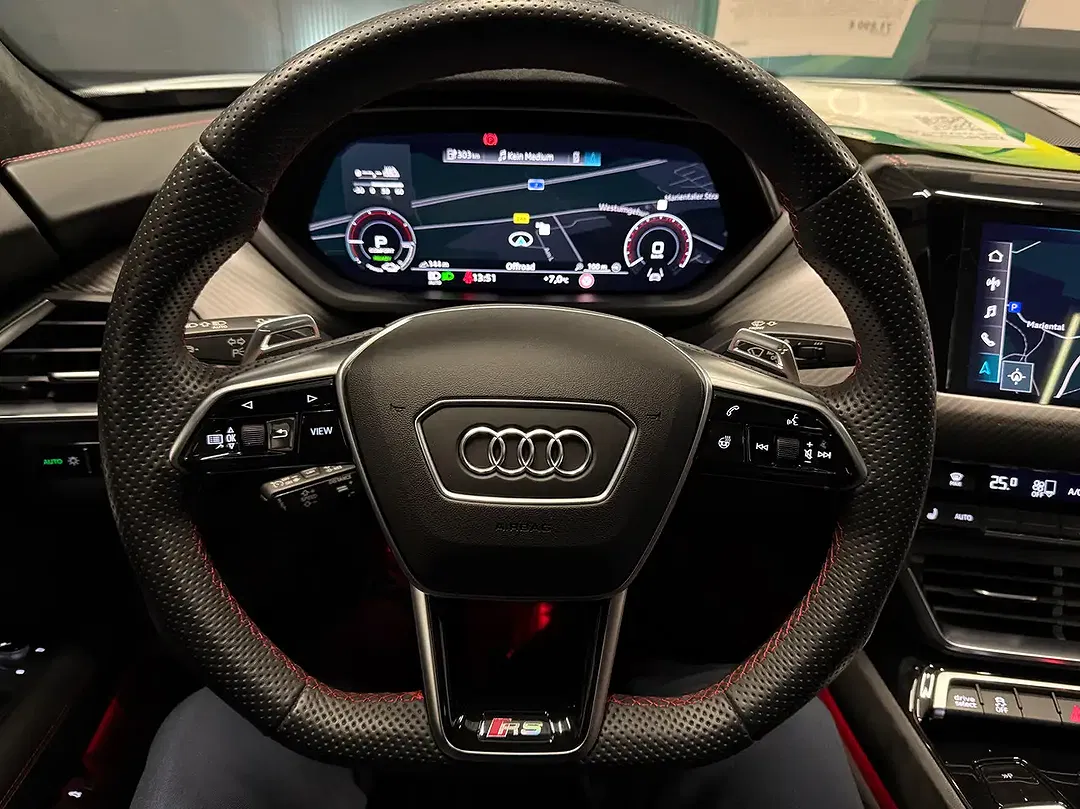 Audi RS e-tron GT - Thumbnail 33