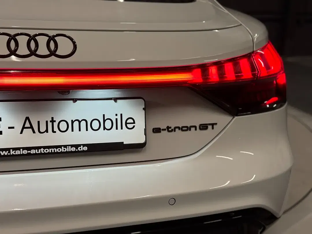 Audi RS e-tron GT - Thumbnail 6