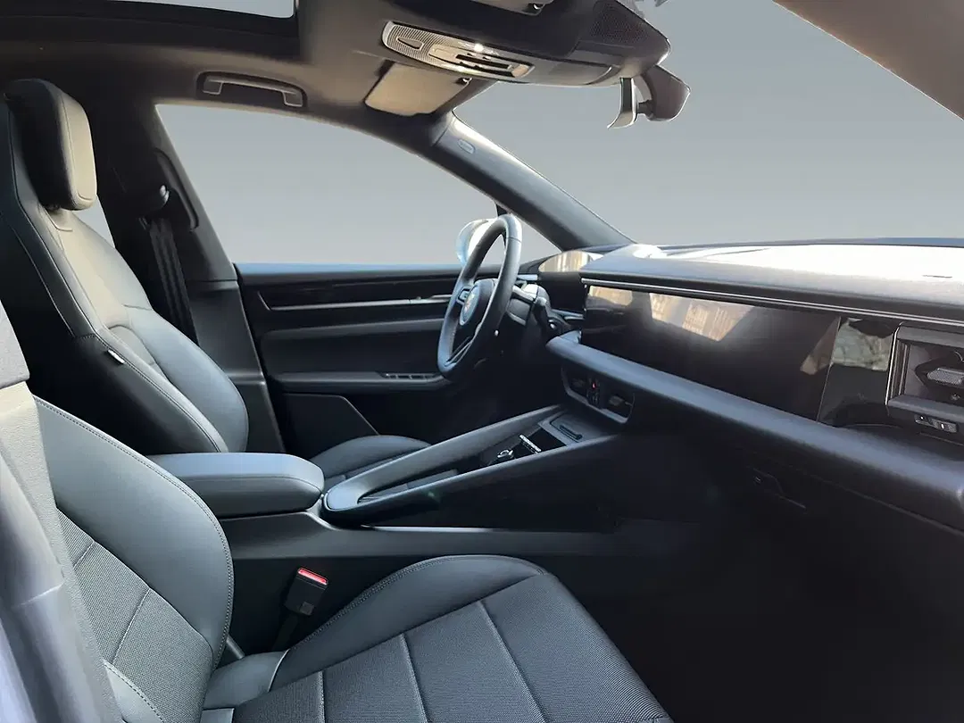 Porsche Macan - Thumbnail 15