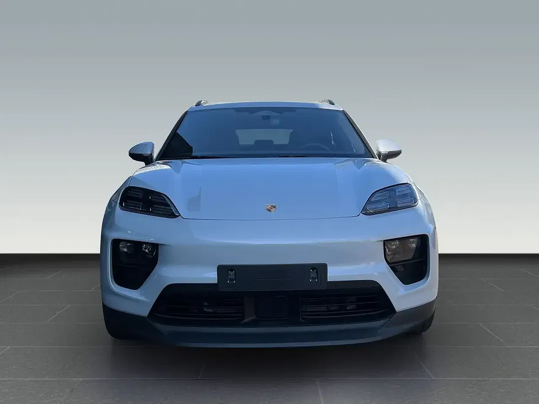 Porsche Macan - Thumbnail 6