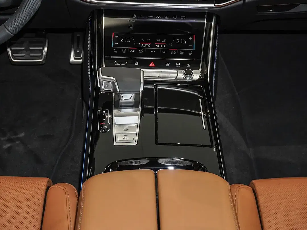 Audi A8 - Thumbnail 10