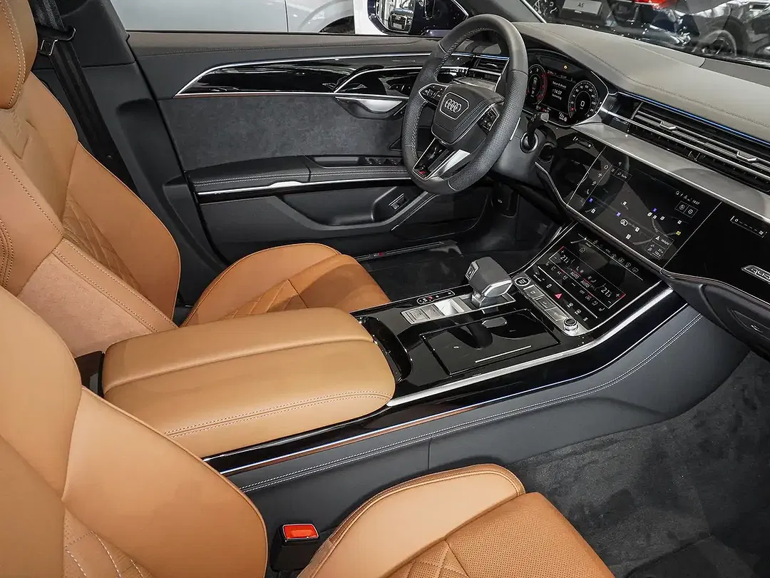 Audi A8 - Thumbnail 6