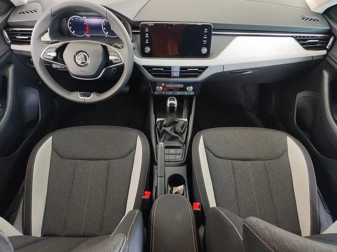 Skoda Scala - Thumbnail 3