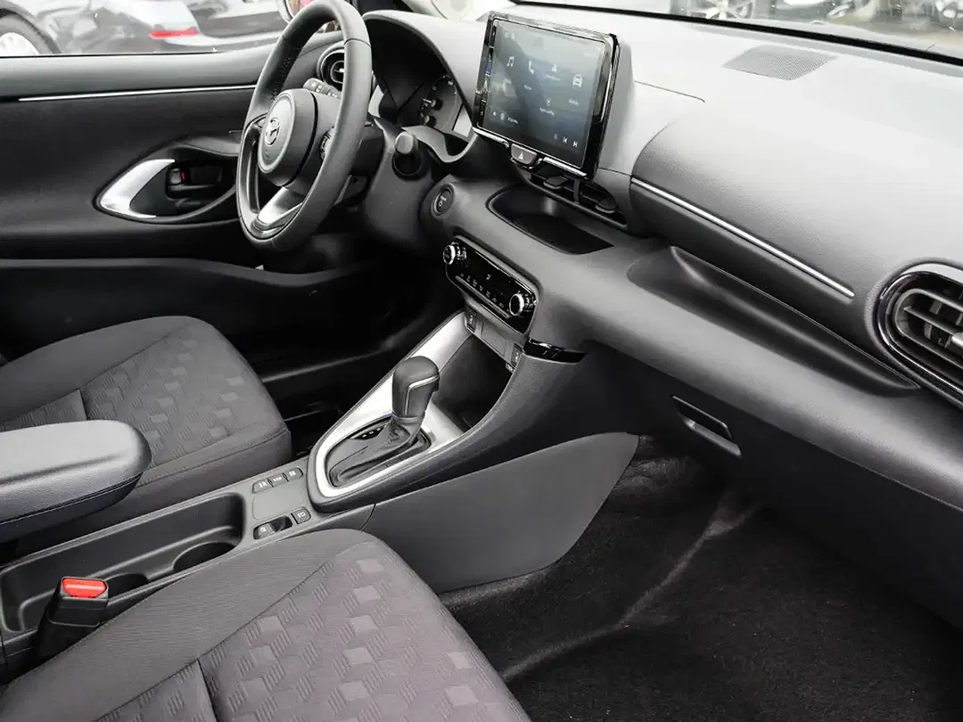 Mazda 2 - Thumbnail 12