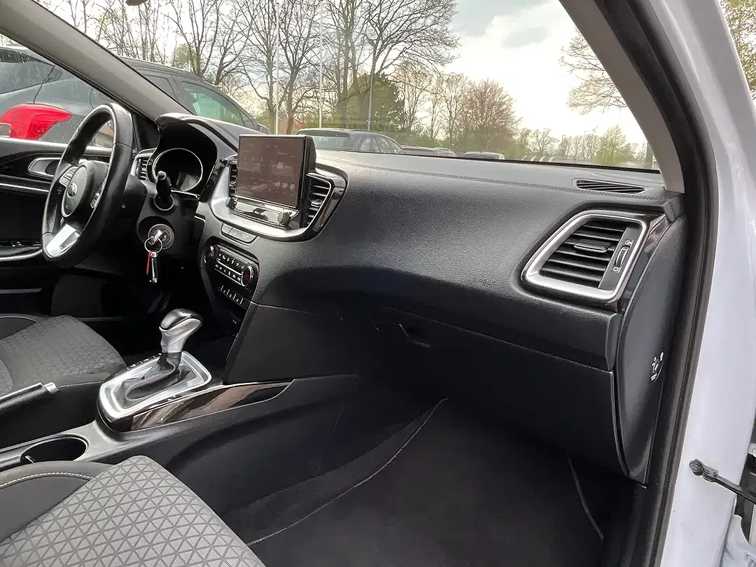 Kia Ceed SW / cee'd SW - Thumbnail 12