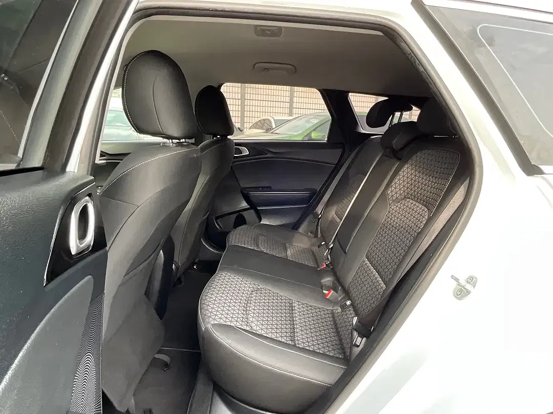 Kia Ceed SW / cee'd SW - Thumbnail 15