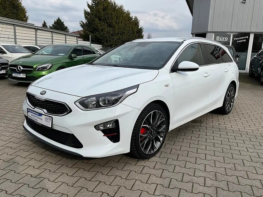 Kia Ceed SW / cee'd SW - Thumbnail 3