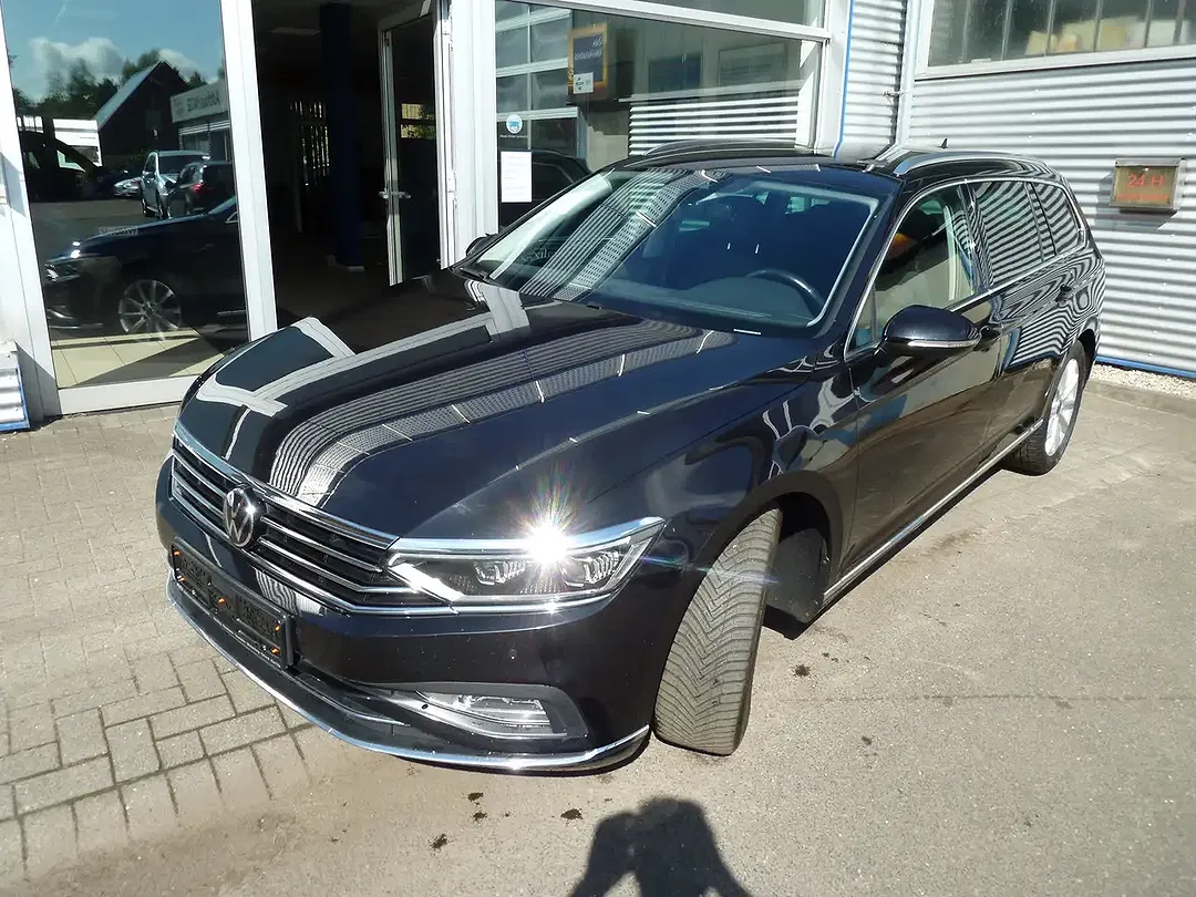 Volkswagen Passat Variant - Thumbnail 2