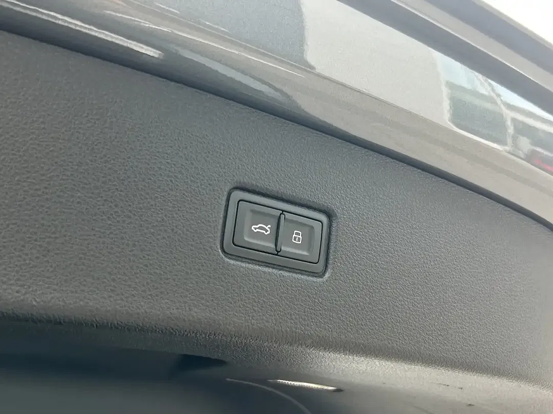 Audi SQ5 - Thumbnail 14