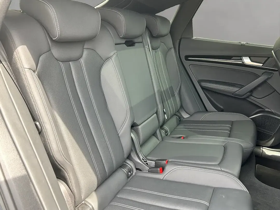 Audi SQ5 - Thumbnail 9