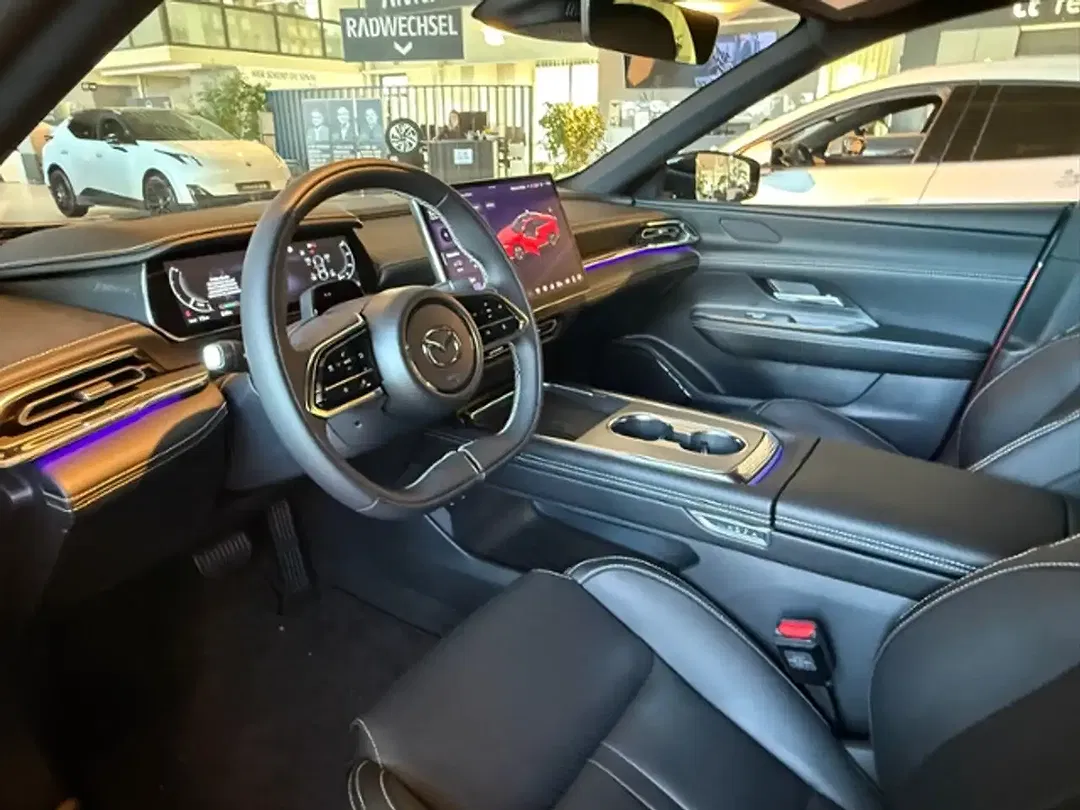 Mazda 6 - Thumbnail 9