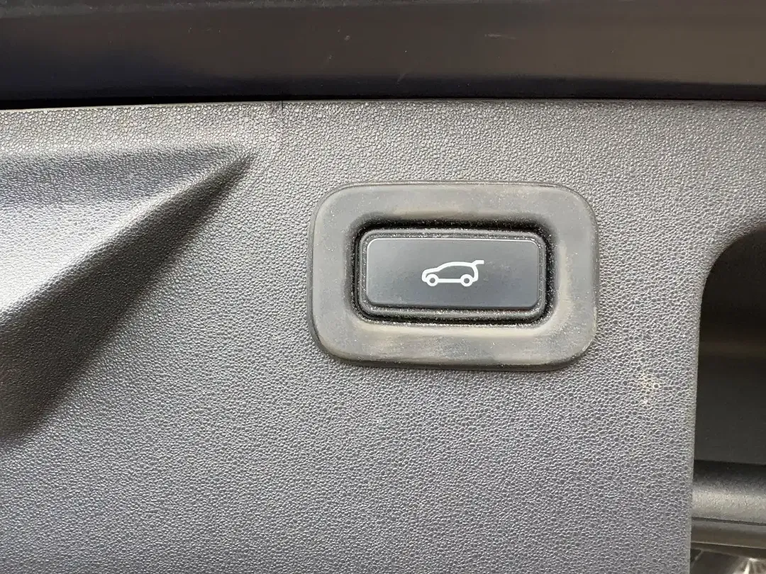 Land Rover Discovery Sport - Thumbnail 10
