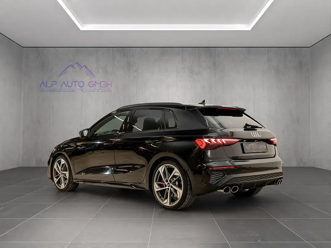 Audi S3 - Thumbnail 4