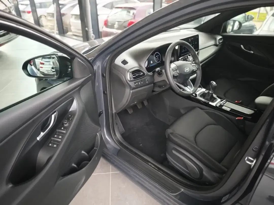Hyundai i30 - Thumbnail 7