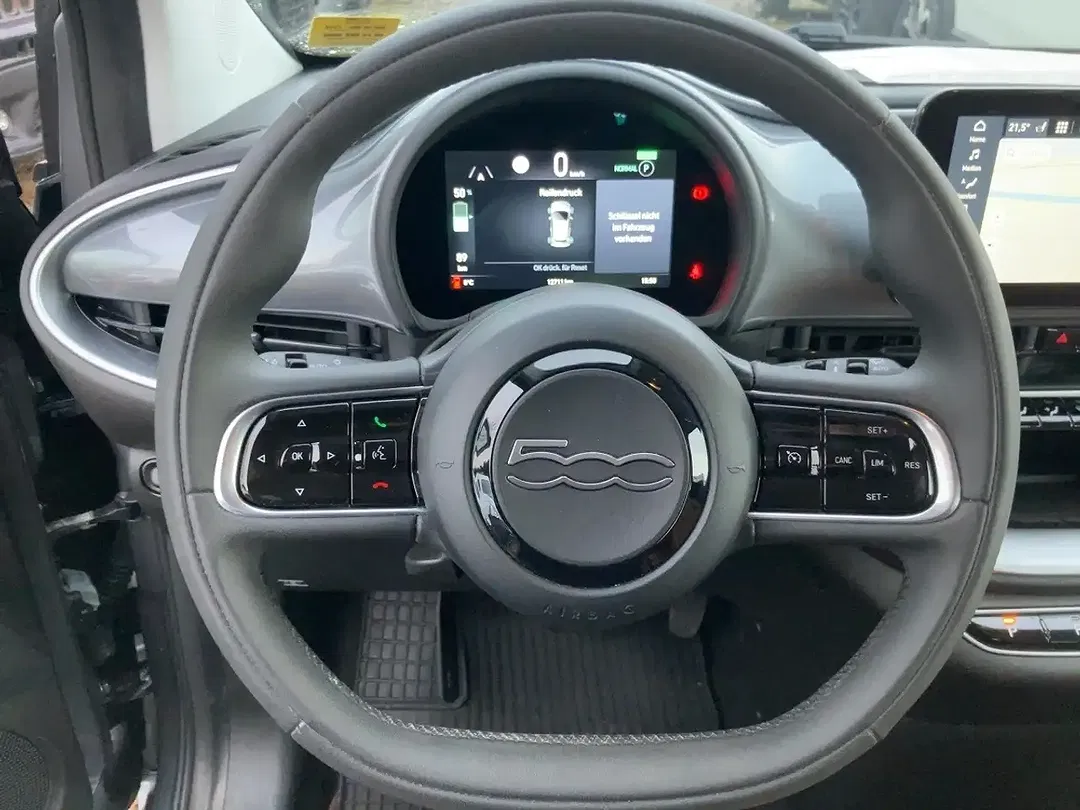 Fiat 500e - Thumbnail 13