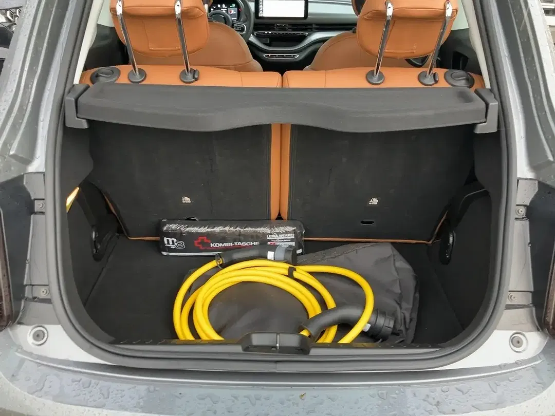 Fiat 500e - Thumbnail 8