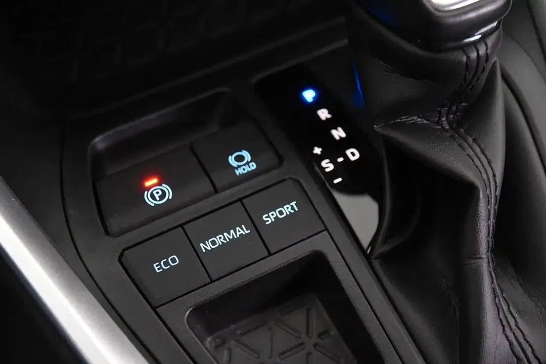 Toyota RAV 4 - Thumbnail 13
