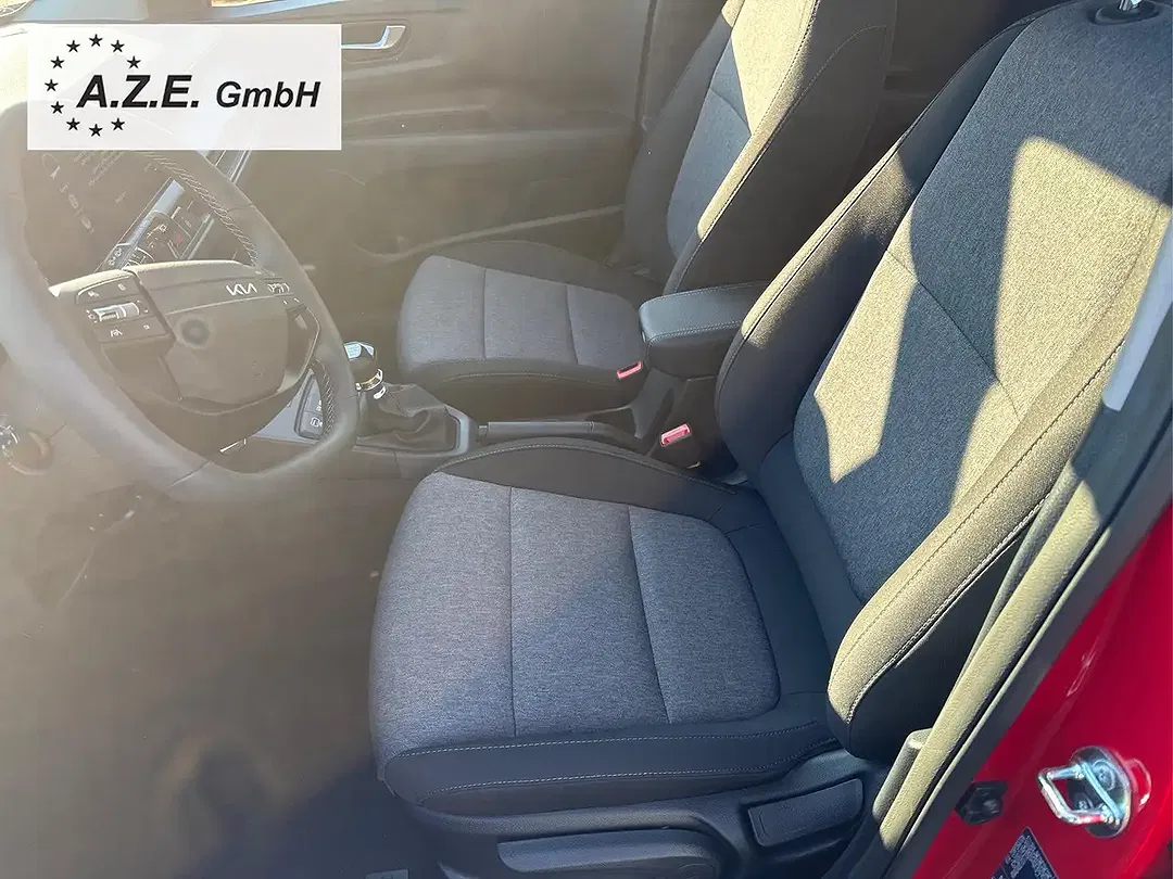Kia Stonic - Thumbnail 11
