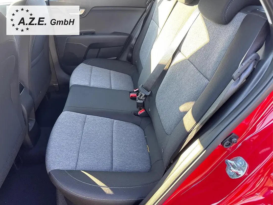 Kia Stonic - Thumbnail 12