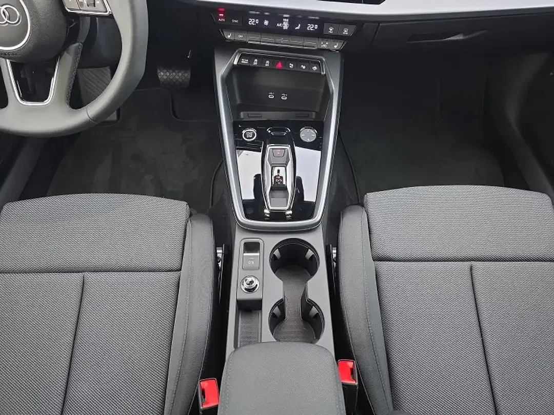 Audi A3 - Thumbnail 13