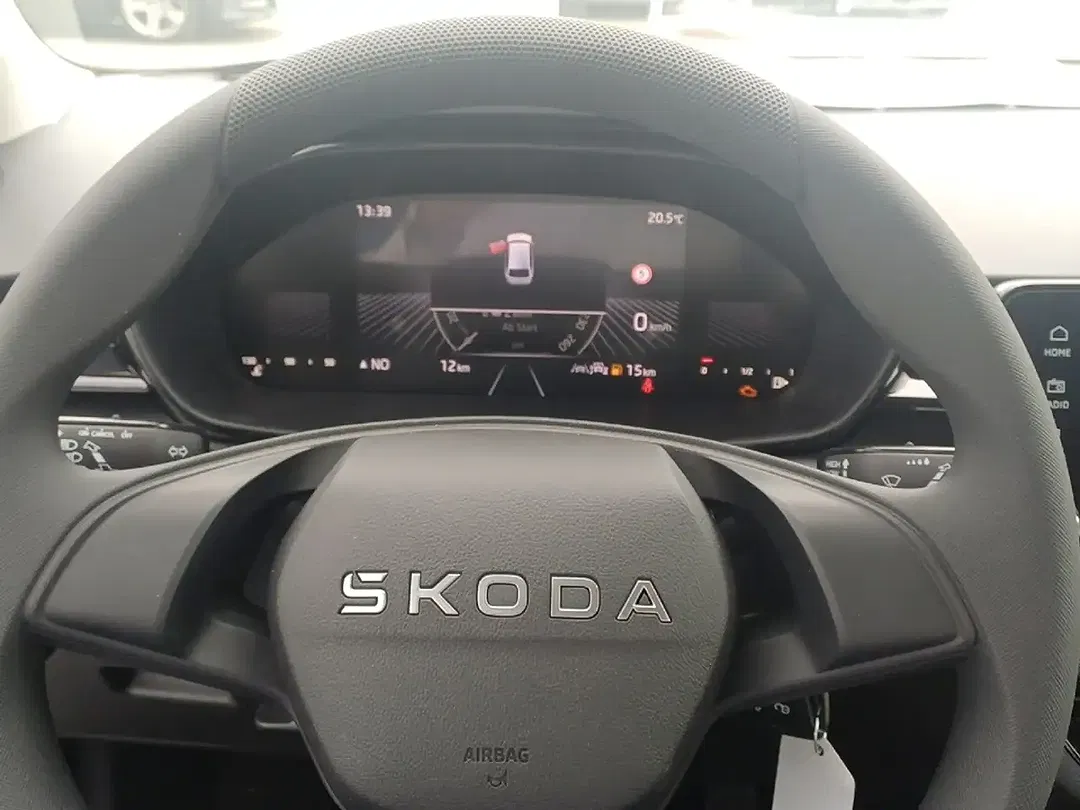Skoda Fabia - Thumbnail 11