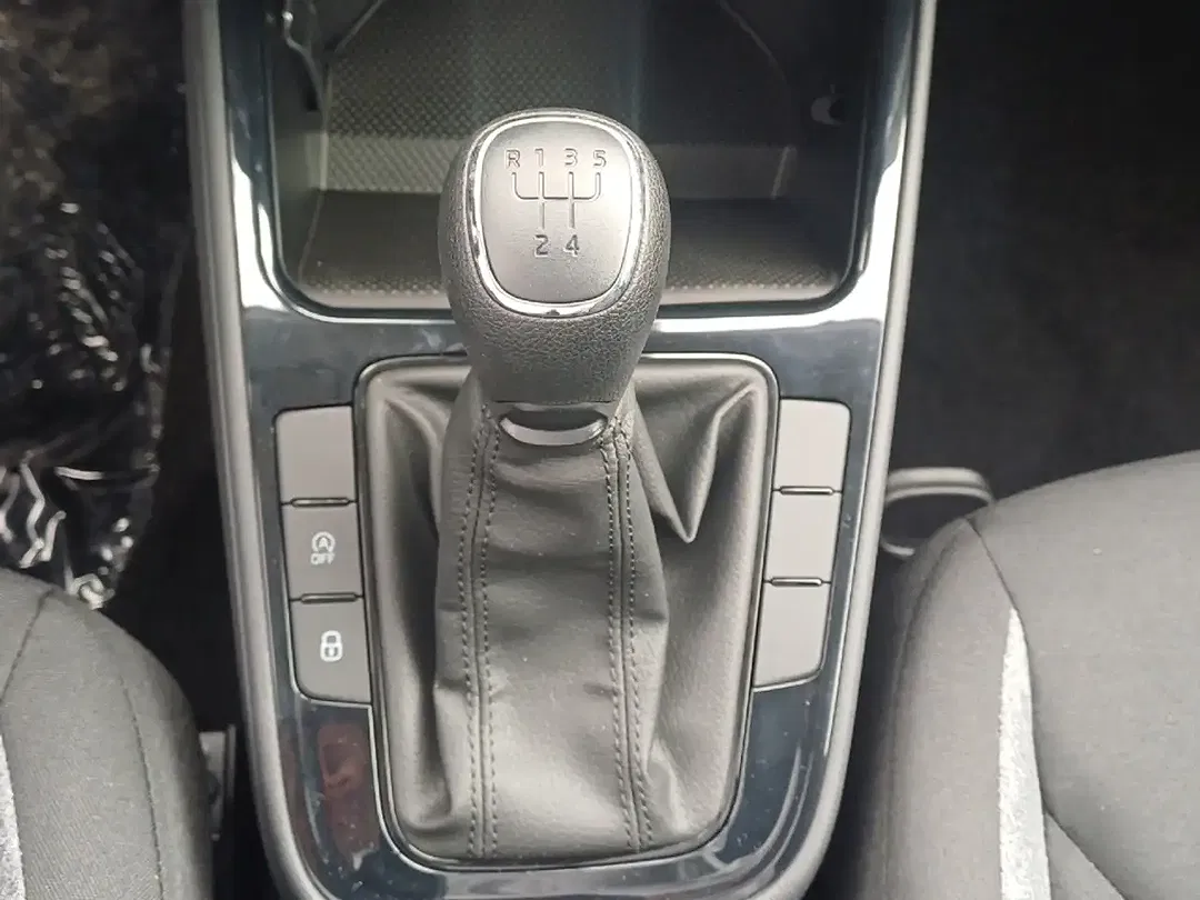 Skoda Fabia - Thumbnail 12