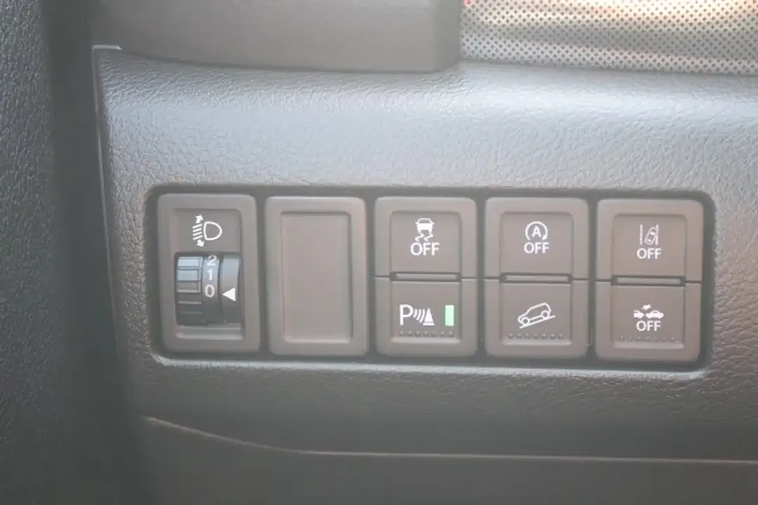 Suzuki Vitara - Thumbnail 15