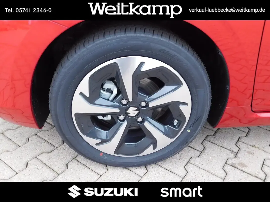 Suzuki Swift - Thumbnail 8