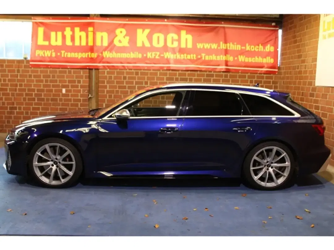 Audi RS6 - Thumbnail 5
