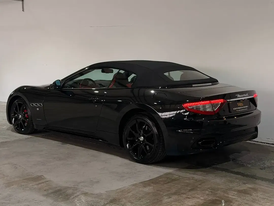 Maserati GranCabrio - Thumbnail 11
